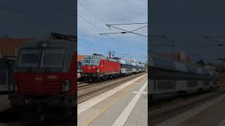 Siemens Vectron og dobbeltdækkervogne på Ringsted station danmark dsb Vectron [upl. by Seaddon]