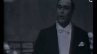 Luciano Pavarotti  Che gelida manina  Live 1965 [upl. by Maxama413]