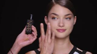 How to Apply Liquid Bronzer with Nars Laguna Liquid Bronzer  House of Fraser [upl. by Maire]