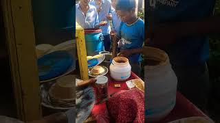 Dikhao na kha h dahi bhale streetfood dahibhalla shorts [upl. by Aynas841]