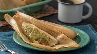 Tamales de Chicharrón en Salsa Verde [upl. by Udale]