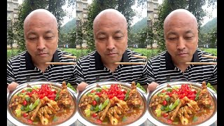 Mukbang Video of Chinese People Eating Unique Spicy Bullfrog [upl. by Lonni769]