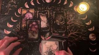 Czy mężczyzna Cię kocha 🙄💖 tarot wróżby [upl. by Ayitahs]