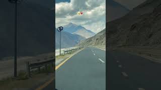 Karakoram Highway Pakistan 😍 youtubeshorts gilgitbaltistan [upl. by Haldi980]