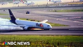 Watch FedEx plane lands without nose wheel [upl. by Neillij]