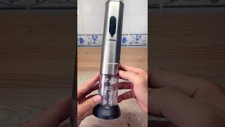 Electric corkscrew with foil cutter wine openerKhui rượu vang dùng pin [upl. by Lehcir881]