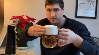 Fizzics Draft Pour  Pilsner Urquell [upl. by Egwan]