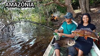 PESCANDO TUCUNARÉ e PIRANHA e fazendo a CALDEIRADA NA BEIRA DO RIO AMAZONAS [upl. by Esme]