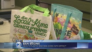 Stores residents adapt as plastic bag ban takes effect on Oahu [upl. by Siednarb]