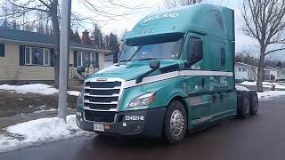 2018 Freightliner Cascadia Review [upl. by Bordiuk553]