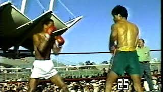 Wilfredo Benitez vs Carlos Palomino [upl. by Ocsic]