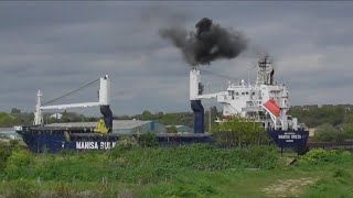 General cargo ship MANISA GRETA inbound to the port of ipswich 2523 [upl. by Enoid]