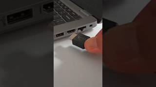 Plug and unplug the HDMI cable on this type of Dell laptop  find out here [upl. by Sharpe]