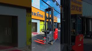 Narrow Aisle forklift load capacity 1500KG Lifting Height 7500mm [upl. by Nawotna]