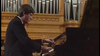 Boris Berezovsky plays Tchaikovsky Piano Concerto no 1  video 1990 [upl. by Naik733]