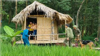 Thai ran out of the forest to Mais house The police chased him Thai took Mai hostage [upl. by Ahsiele]