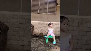 Sinabi kong upo lang at wag tatayo Very good foryou baby babygirl amazing viralvideo [upl. by Orelee]