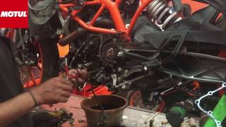 KTM Gear issue resolved  KTM service [upl. by Dupaix]