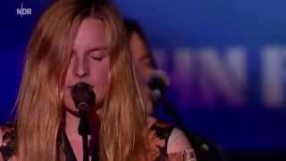 Judith Holofernes  Hasenherz live Reeperbahn Festival 2014 Neue Version [upl. by Nauqahs112]