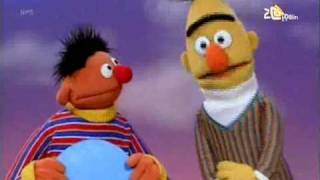 Bert amp Ernie  Het is een cirkel [upl. by Edualc]