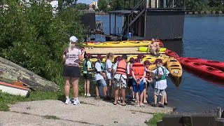 Lettonie  parenthèse estivale pour des enfants de soldats ukrainiens [upl. by Nalor]