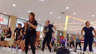 IGILING GILING BY WILLIE REVILLAME ZUMBA DANCE FITNESS ROBINSON LAS PIÑAS VMOMS [upl. by Eelarbed]