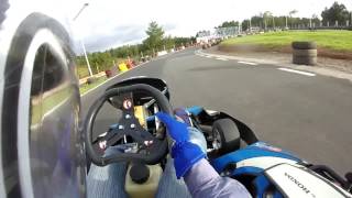 Dukers Mada  Pro karting à Havoana Land [upl. by Ylrebmek]