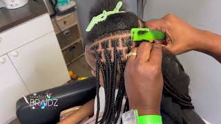 How to do knotless plaits on natral hair 4c hair beginners friendly [upl. by Gromme296]