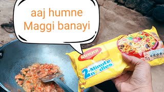 Maggi recipe 👌😋🤤 tasty aaj humne banyi maggi chulhe par  village small vlog [upl. by Raskind]