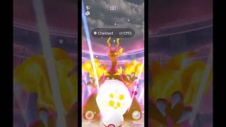 First Ever Gigantamax Charizard Raid in pokemongo [upl. by Patrizio104]