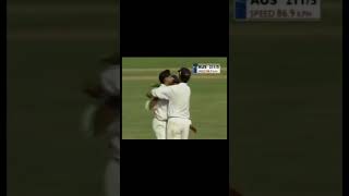 Harbhajan Singhs edge over Ricky Ponting Dismissed 5th time in Series Ind vs Aus 3rd Test 2001 [upl. by Cicero902]