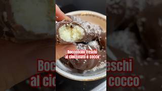 Bocconcini freschi al cioccolato ripieni di cocco [upl. by Anec]