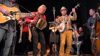 The Oldtime Stringband  Run Mountain JE Mainer [upl. by Enttirb747]