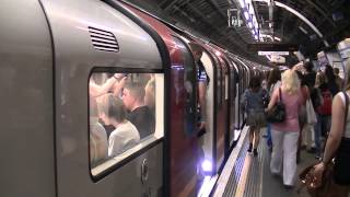 London Underground 2009 Stock 11066 and 11065 at Victoria [upl. by Urbanus300]