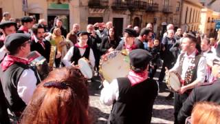 Agrigento  via Atenea  momenti sfilata gruppi folk [upl. by Seligman]