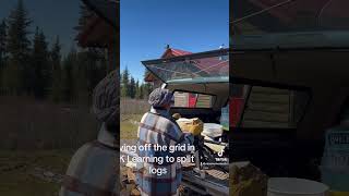 Living off grid in Ak learning to split wood 🪵 goingoffgrid alaska offgridliving wood [upl. by Einial245]