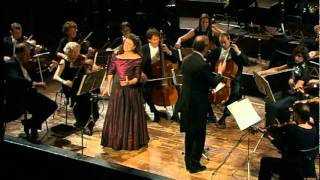 Cecilia Bartoli  Mozart  Vado ma dove [upl. by Raknahs241]