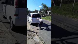 Vai cair o portão humor comedia memes youtubeshorts family shorts [upl. by Aihpos]