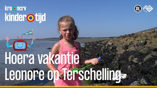 🥳 🙌 Leonore op Terschelling  Hoera Vakantie Kindertijd KRONCRV [upl. by Novaj]