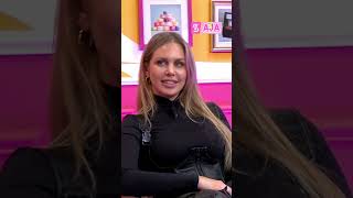 Adixia réagit au boducount de Simon 🥶 aja samzirah talkshow [upl. by Ahsaetan370]