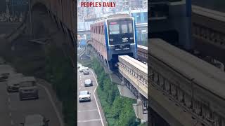 Gliding overhead and speeding through buildings Chongqing‘s monorail is mindblowing [upl. by Diahann]