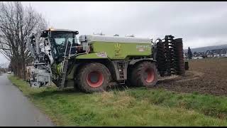 Claas Xerion 4000 Saddle Trac [upl. by Moira]