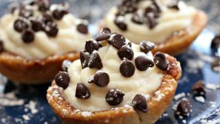 Mini Cannoli Cups Recipe  How to Make Cannoli the Easy Way [upl. by Juana76]