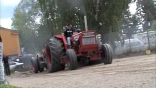 Veterantraktorpulling  Vintage tractor pulling [upl. by Airdnaed]