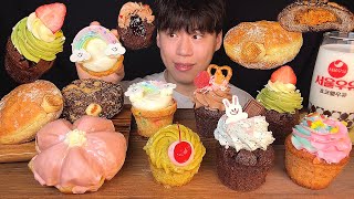 SUB 노티드 도넛 amp 버터크림 컵케이크🧁 먹방 ASMR 노티드 신메뉴 이쁘고 다양한 컵케이크와 벚꽃도넛 고로케 도넛 디저트 먹방🍩 [upl. by Melitta]