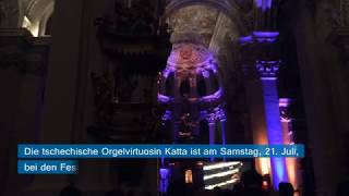 Orgelvirtuosin Katta spielt im Dom St Stephan in Passau [upl. by Nylednarb]