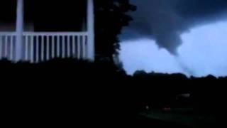 Unbelievable Amature Video of the Springfield Massachusetts Tornado 2011 [upl. by Clothilde]