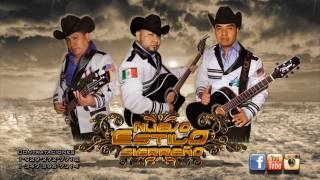 Nuevo Estilo Sierreño  Mix Corridos  En Vivo [upl. by Seymour]