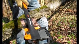 Fiskars Axe X10 testing carving a spoon  Тест топора Fiskars [upl. by Ahkeber]