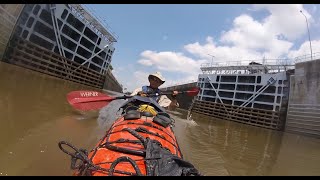 How to go Through a Lock Mississippi River [upl. by Estes50]